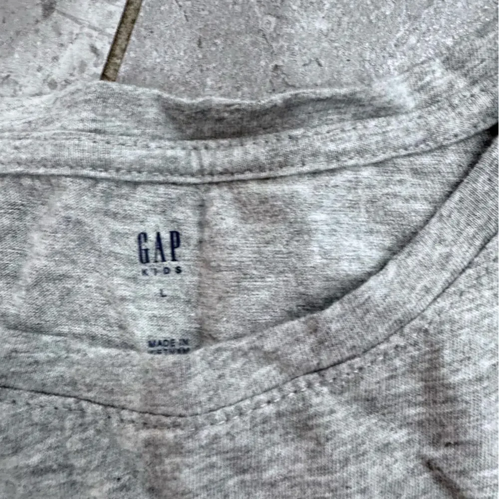 GAP Gray Kids Long Sleeve sequin Unicorn Tee, size L